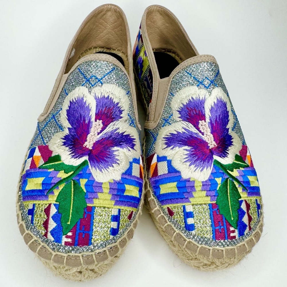 NEW Johnny Was size 38 or 7.5 8 US Madrid espadrille embroidered boho shoes